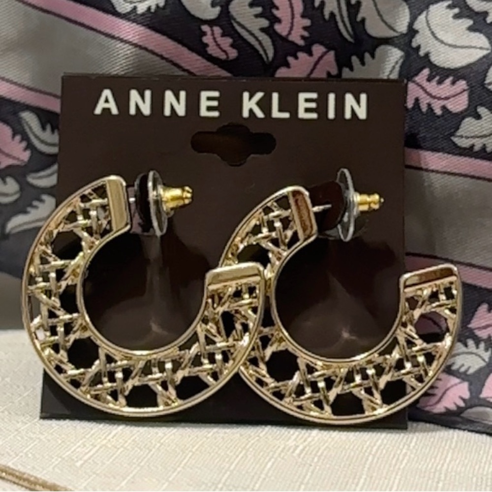 Anne Klein Bundle - Picture 3 of 14